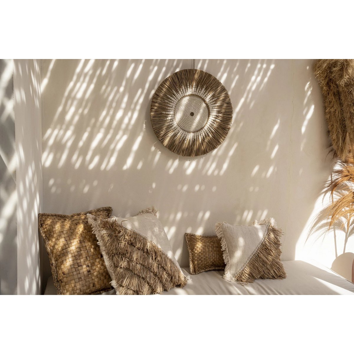 De Raffia Macramé Muurdecoratie